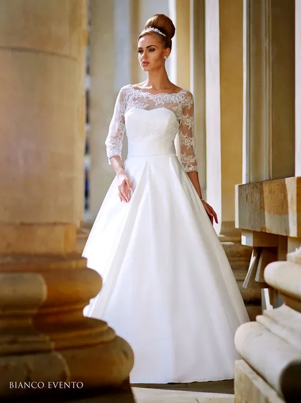 Classic lace wedding dress