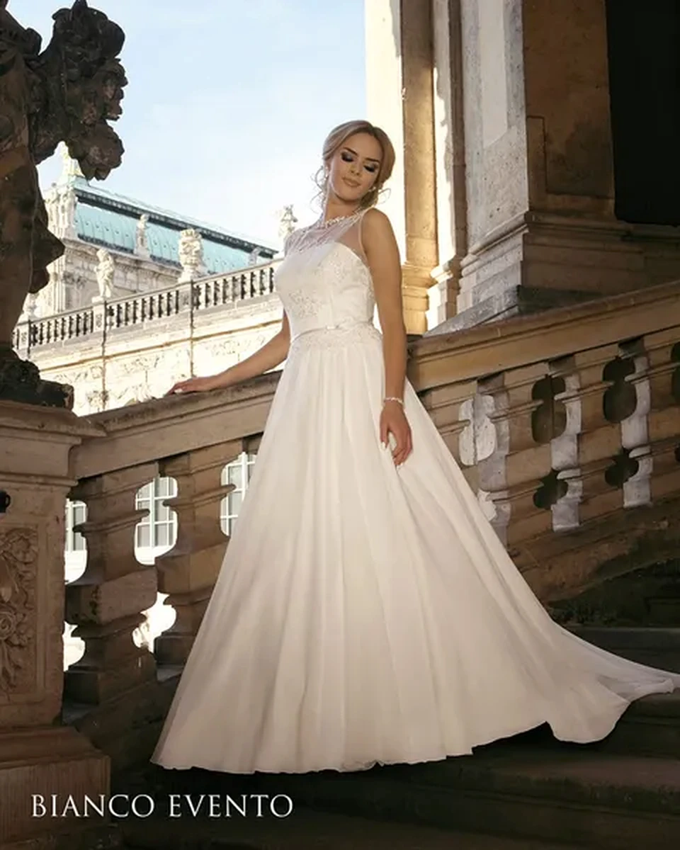 Bride wearing an elegant wedding gown